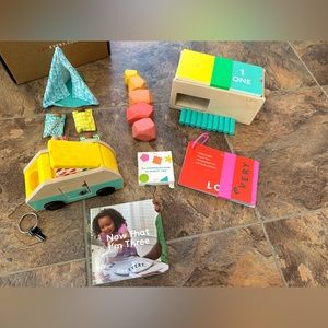 Lovevery kit the free spirit